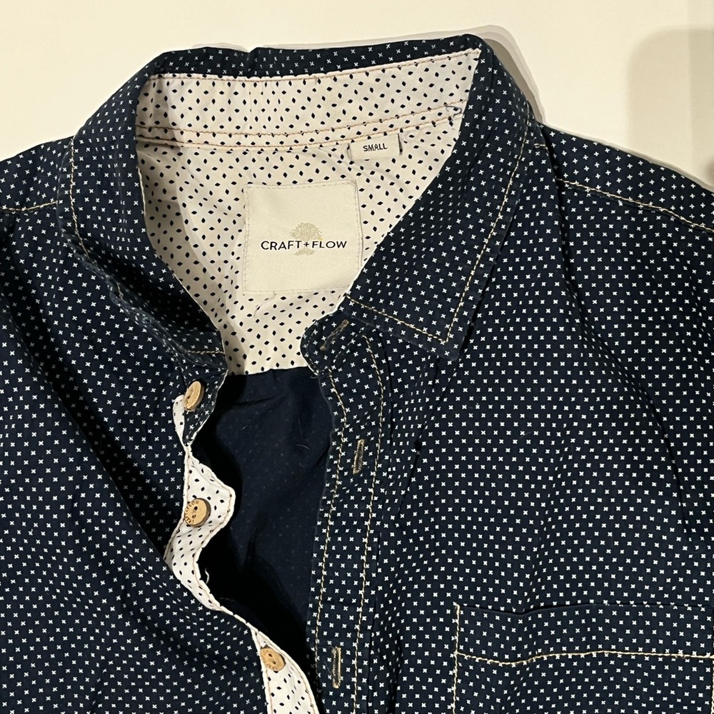 Craft & Flow Button Down Comfortable - image 2